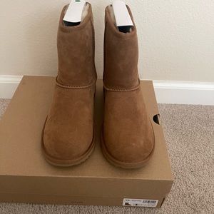 Kids classic short ugg
